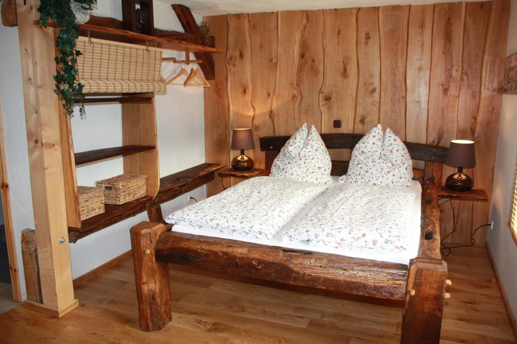 Bed and Breakfast Am Ruebenkeller Binzenbach Pokoj fotografie